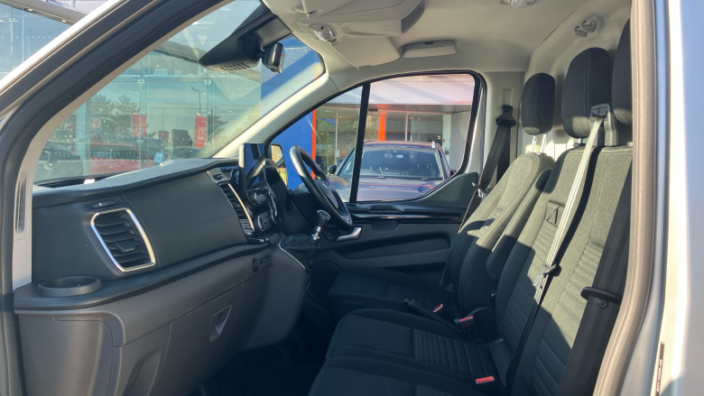 Ford Transit Custom 280 L1 Diesel Fwd 2.0 EcoBlue 130ps Low Roof Limited Van